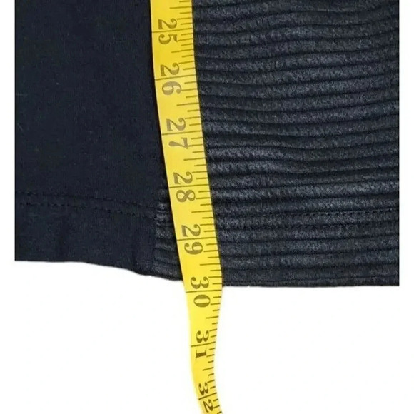 Fabletics Women's Size S Brenna Black Short Sleeves Quilted Sweater Mini Dress - Picture 7 of 10